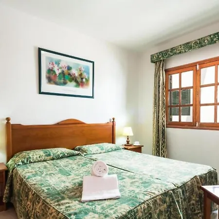 Lpc Two Bedrooms With Wifi, Pool, Near The Beach *