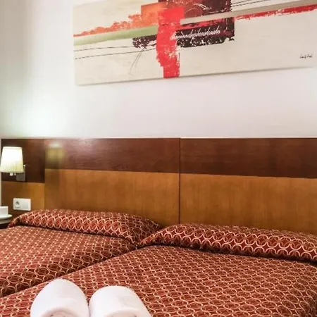Lpc Two Bedrooms With Wifi, Pool, Near The Beach *