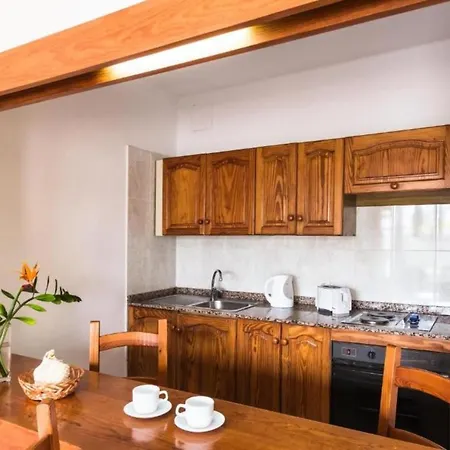 Lpc Two Bedrooms With Wifi, Pool, Near The Beach *