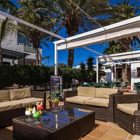 Lpc Two Bedrooms With Wifi, Pool, Near The Beach Lägenhet